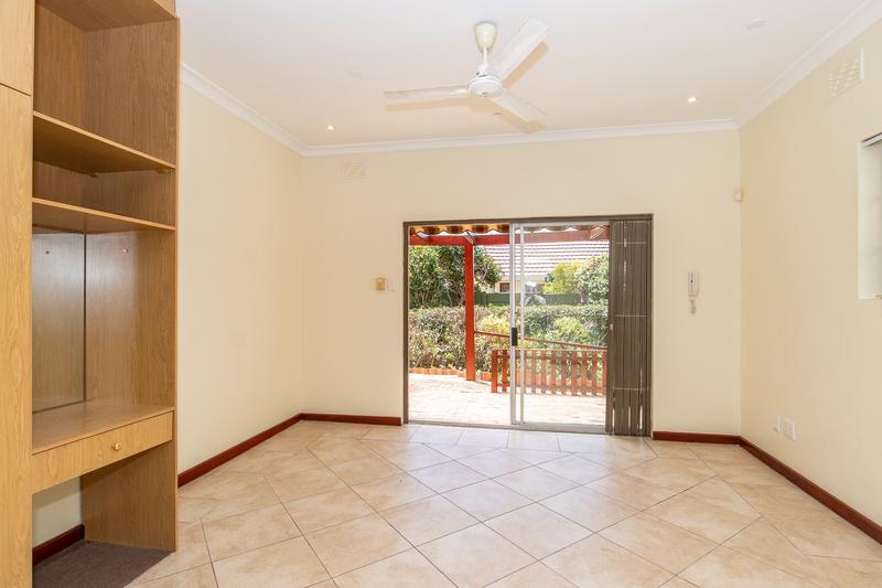 3 Bedroom Property for Sale in Bergvliet Western Cape